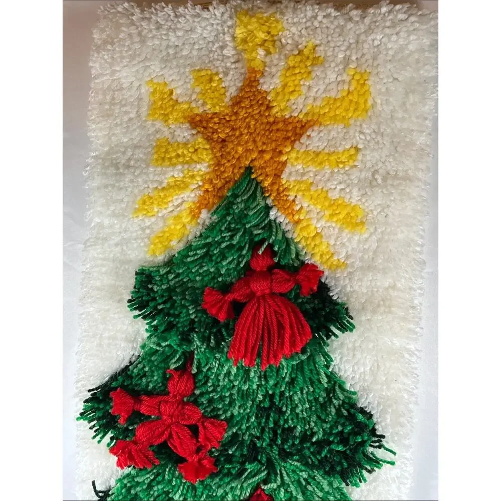 Vintage Mid Century Hand Made Christmas Tree Latch Hook Rug Wall Hanging 30x13